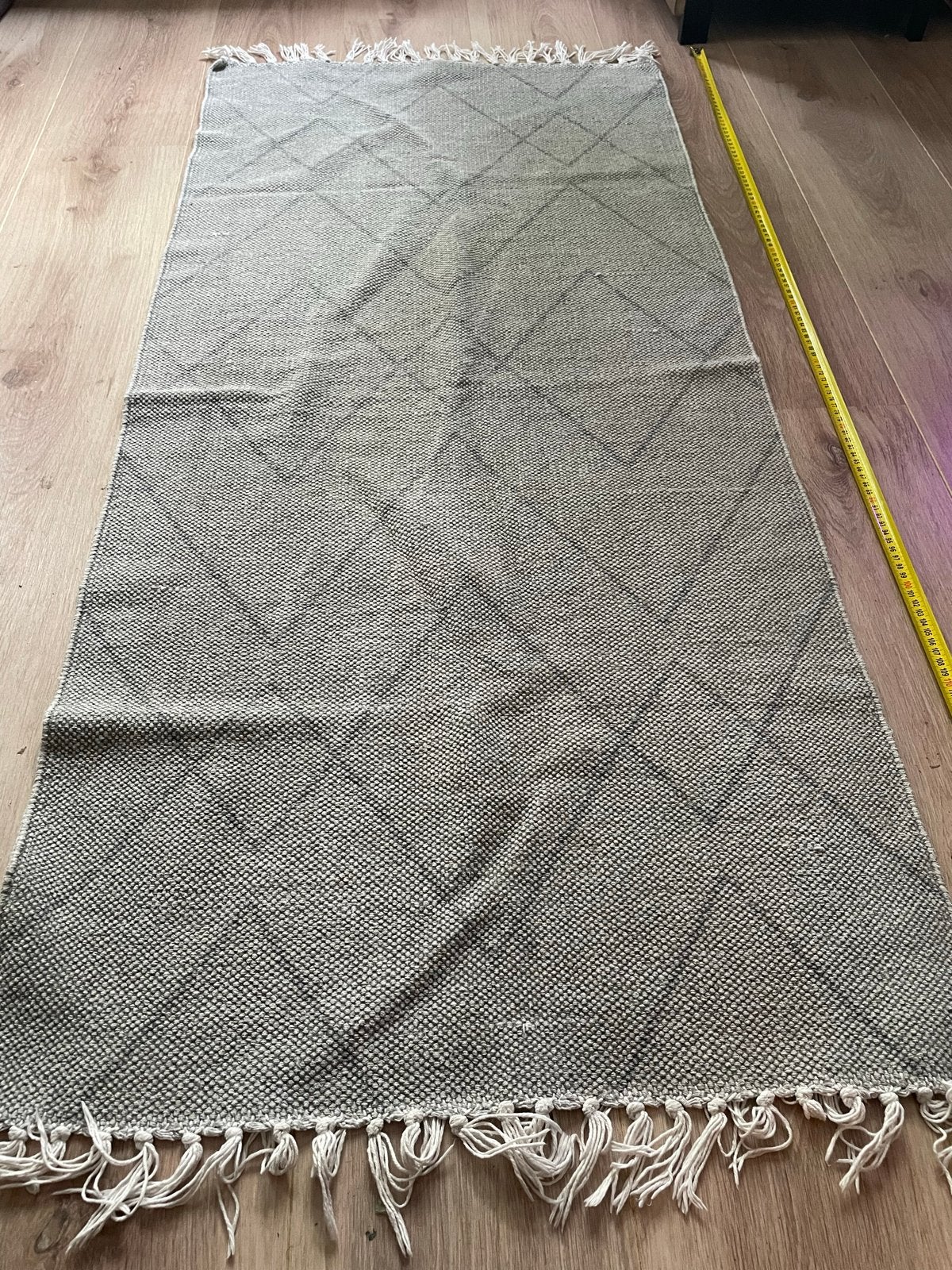 Grijs vloerkleed met geometrisch patroon, Huis en Inrichting, Ophalen, Gebruikt, 100 tot 150 cm, 50 tot 100 cm