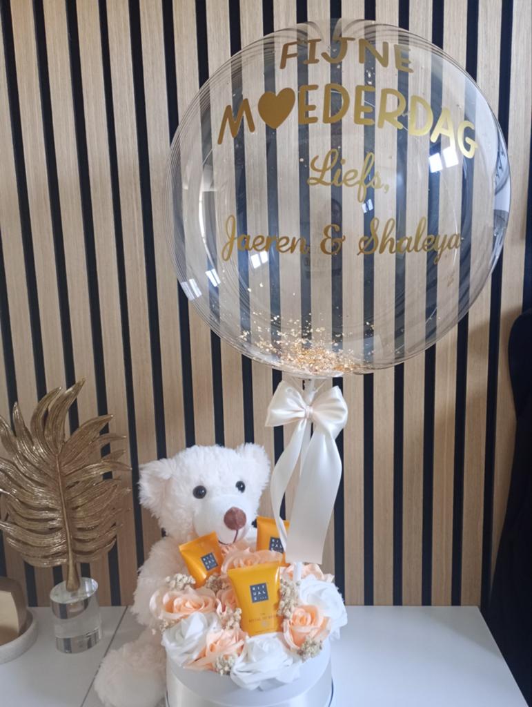Luxe gepersonaliseerde Bobo ballon met Rituals Flowerbox, Ophalen of Verzenden, Nieuw, Geboorte of Huwelijk