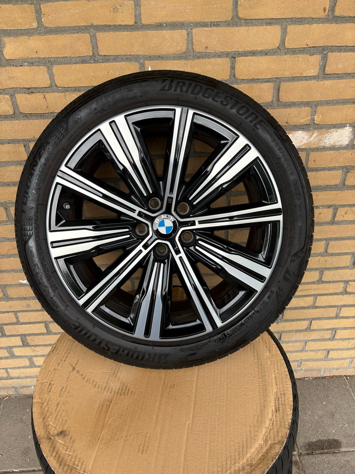 BMW 18 inch velgen met Bridgestone Turanza Rft zomerbanden, Auto-onderdelen, 18 inch, Gebruikt, Banden en Velgen, Ophalen of Verzenden