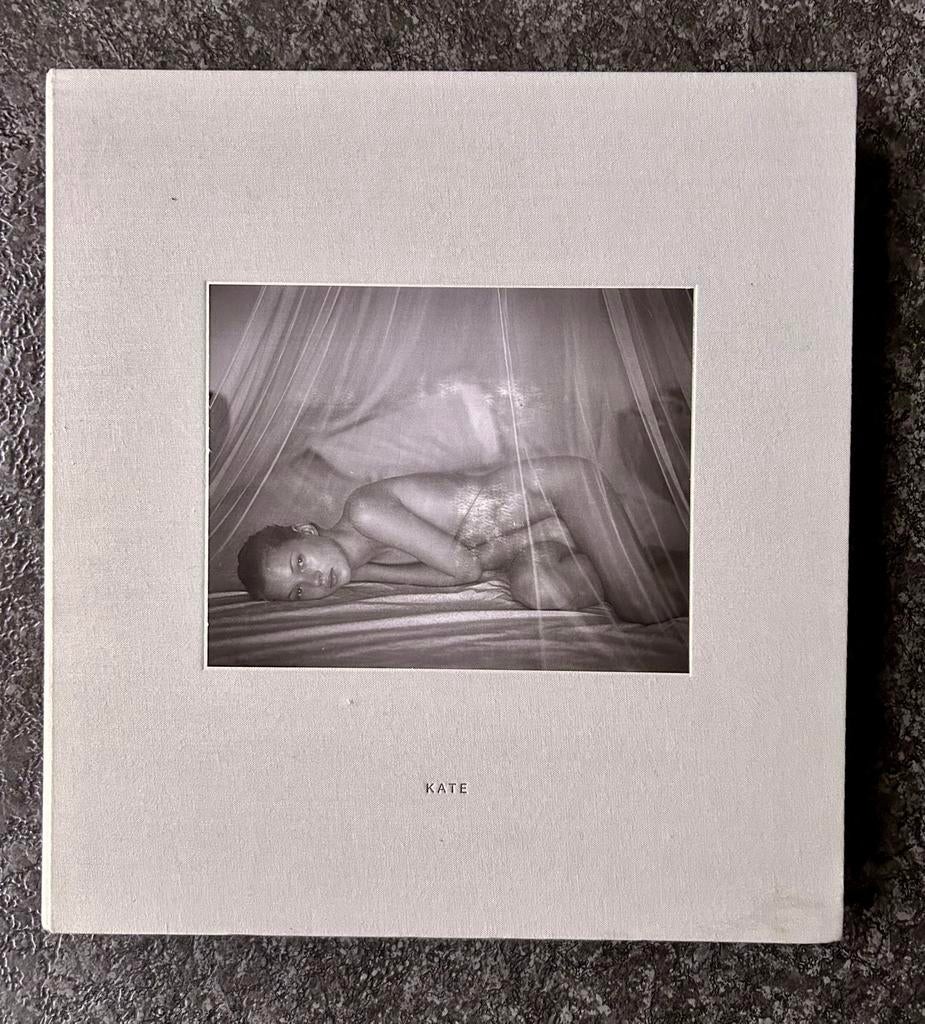Kate Moss by Mario Sorrenti, Ophalen of Verzenden, Zo goed als nieuw