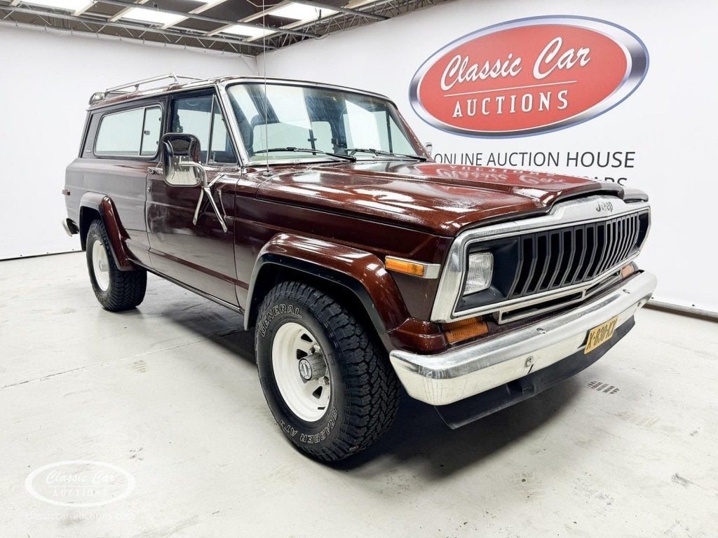 Jeep CHEROKEE Chief - ONLINE AUCTION, Auto's, Oldtimers, Overige merken, Bruin, Handgeschakeld, Geïmporteerd