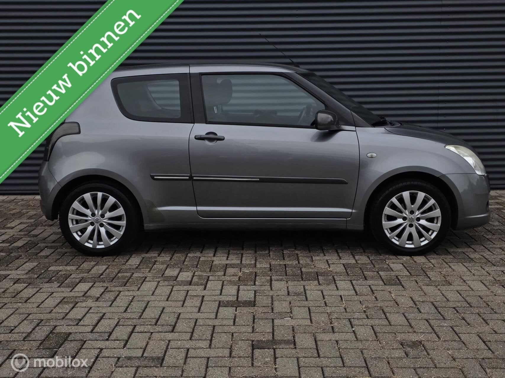 Suzuki Swift 1.3 GLS, Auto's, Suzuki, Elektrische ramen, Gebruikt, 31 €/maand, Met garantie (alle)