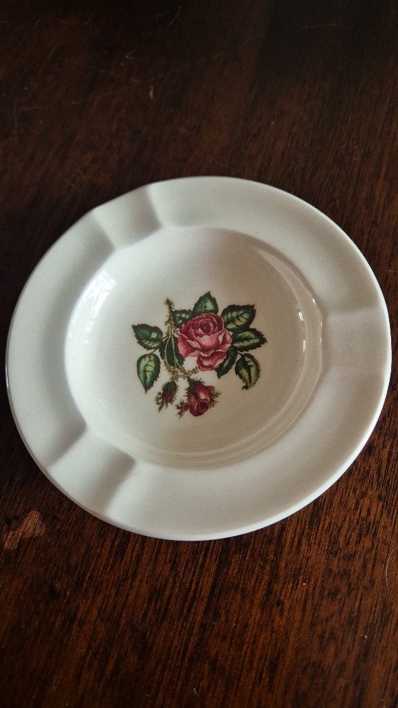 Wedgwood Moss Rose asbak, Antiek en Kunst, Ophalen of Verzenden
