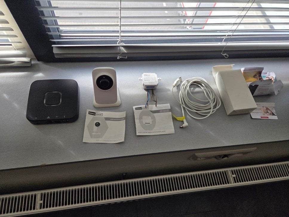 Klik aan Klik uit Smart Home Set: Camera, Schakelaar, ICS-20, Ophalen of Verzenden, Gebruikt, Binnencamera