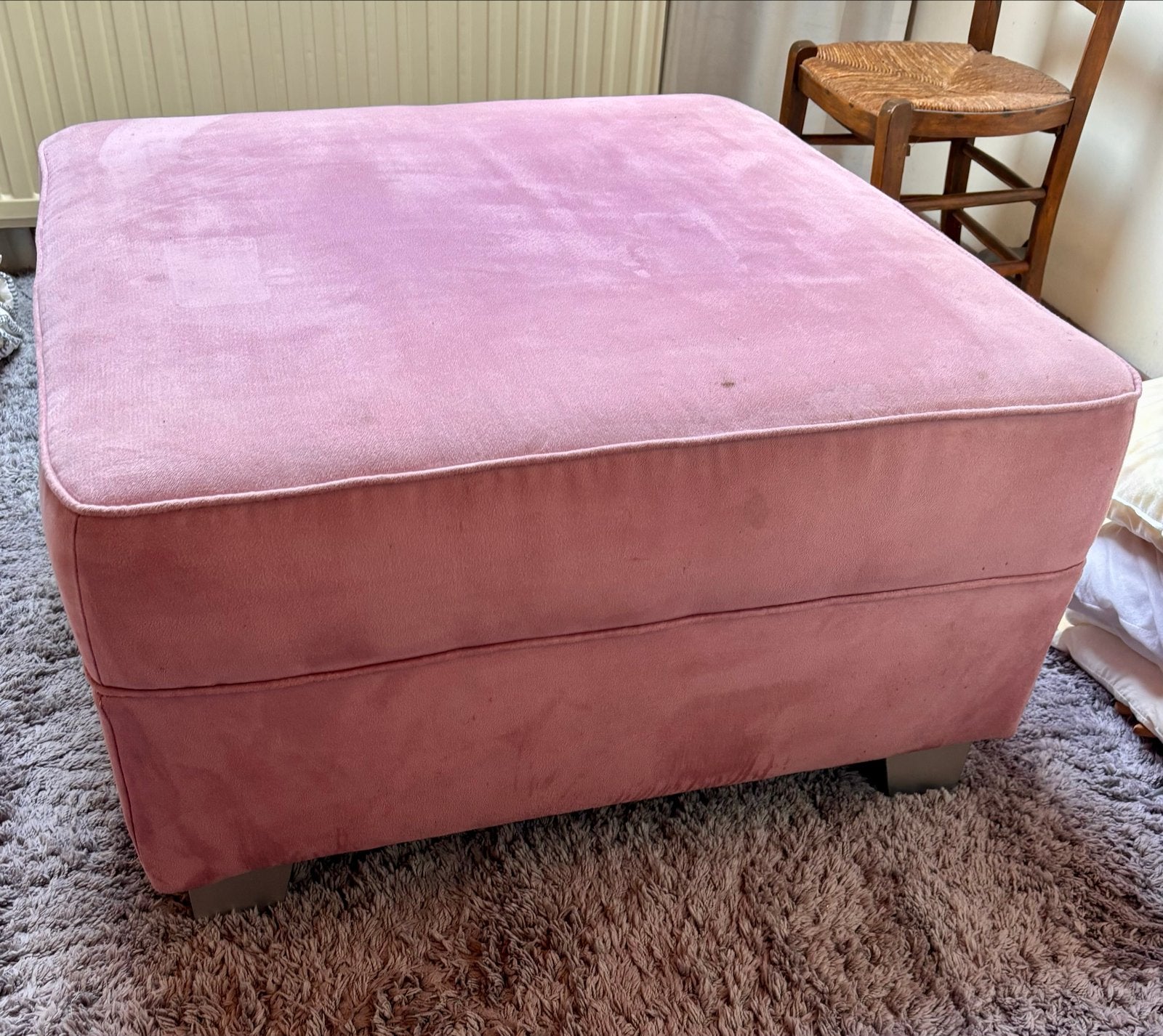 Lila Hocker / Salontafel / Poef met zilveren pootjes, Ophalen, Gebruikt, Paars, Textiel