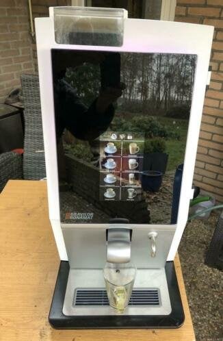 Koffiemachine Bravilor Esprecouis (bonenmachine), Niet ingevuld, Espresso apparaat, Niet ingevuld, Zo goed als nieuw