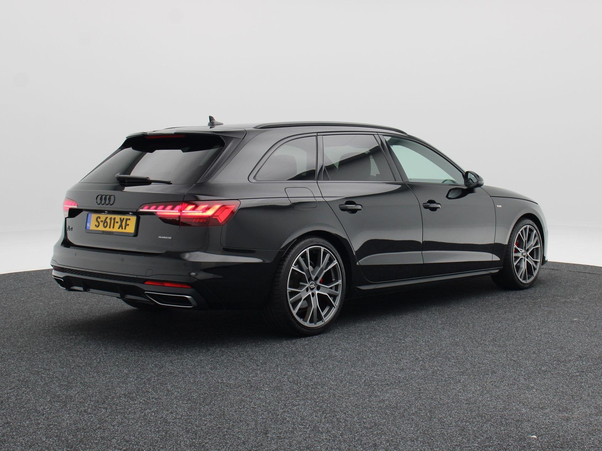 Audi A4 Avant 40 TDi 204 Pk Automaat quattro S-Line | B&O Au, Auto's, Audi, Automaat, Stof, A4, Zwart