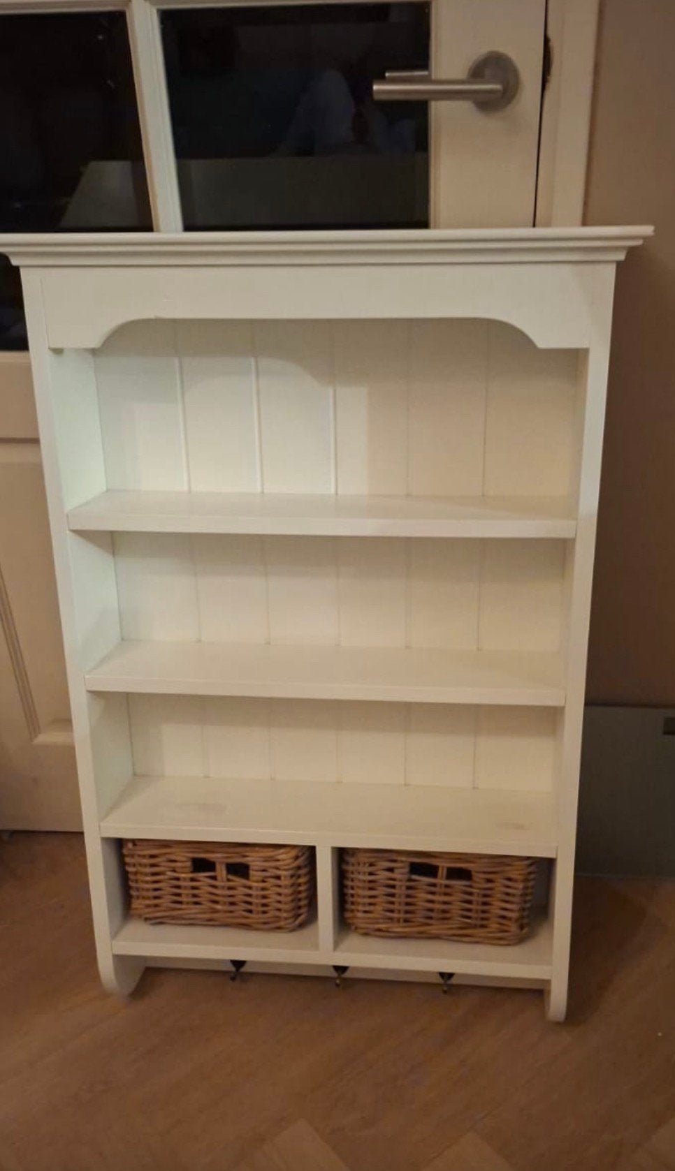 Kastje met rieten mandjes, Ophalen, Zo goed als nieuw, 25 tot 50 cm, 50 tot 100 cm