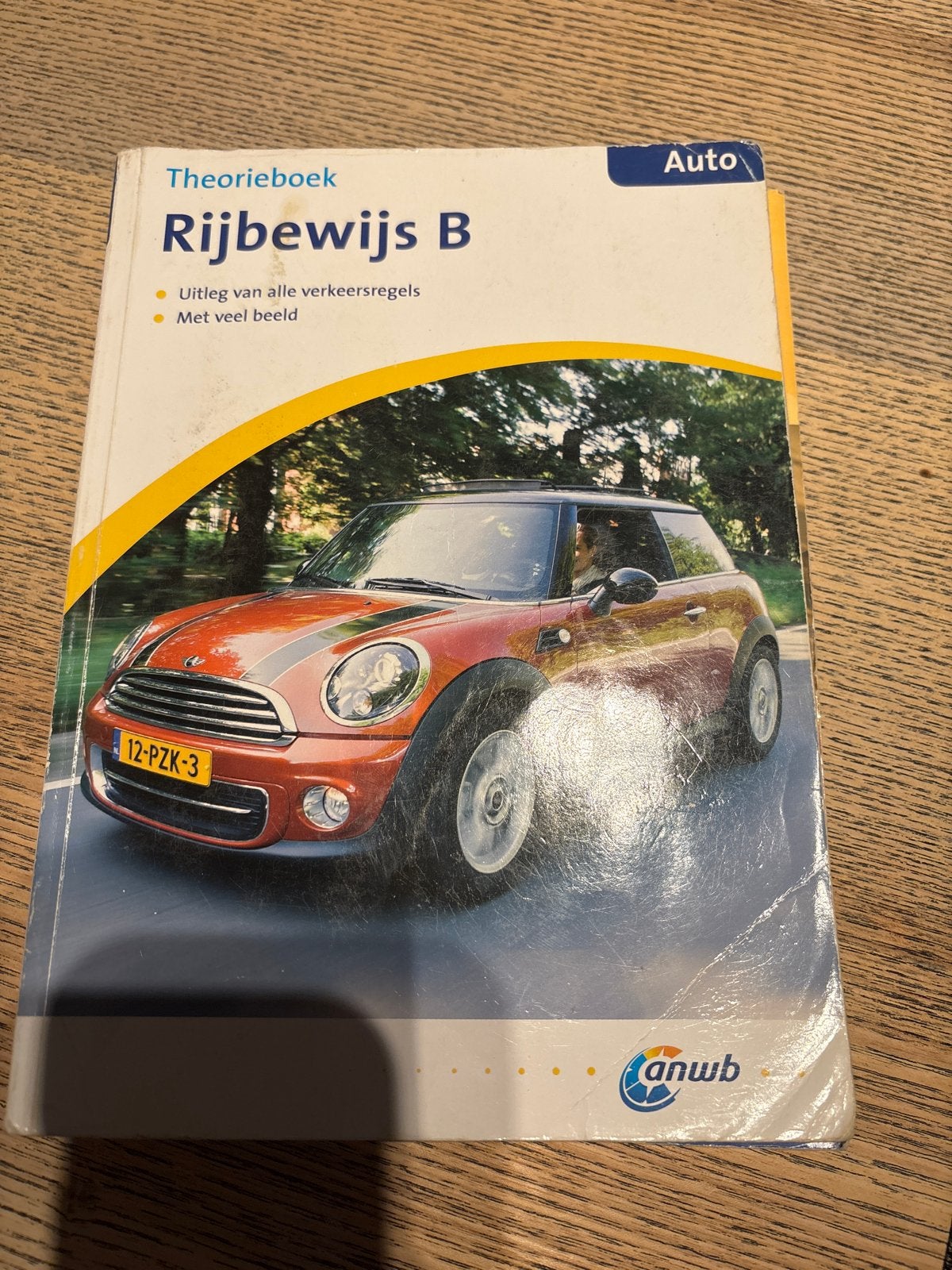 ANWB Theorieboek Rijbewijs B - Auto, Ophalen of Verzenden, Zo goed als nieuw, Algemeen