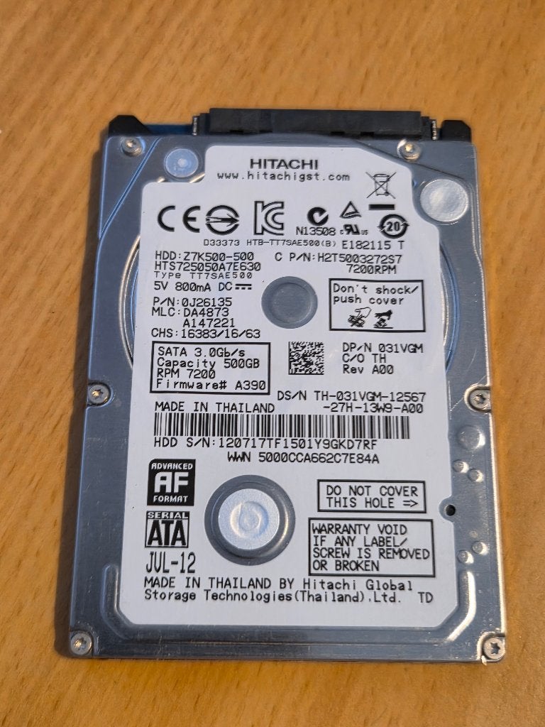 Hitachi HTS725050A7E630 500GB 2.5inch, Intern, Ophalen of Verzenden, Zo goed als nieuw, Laptop