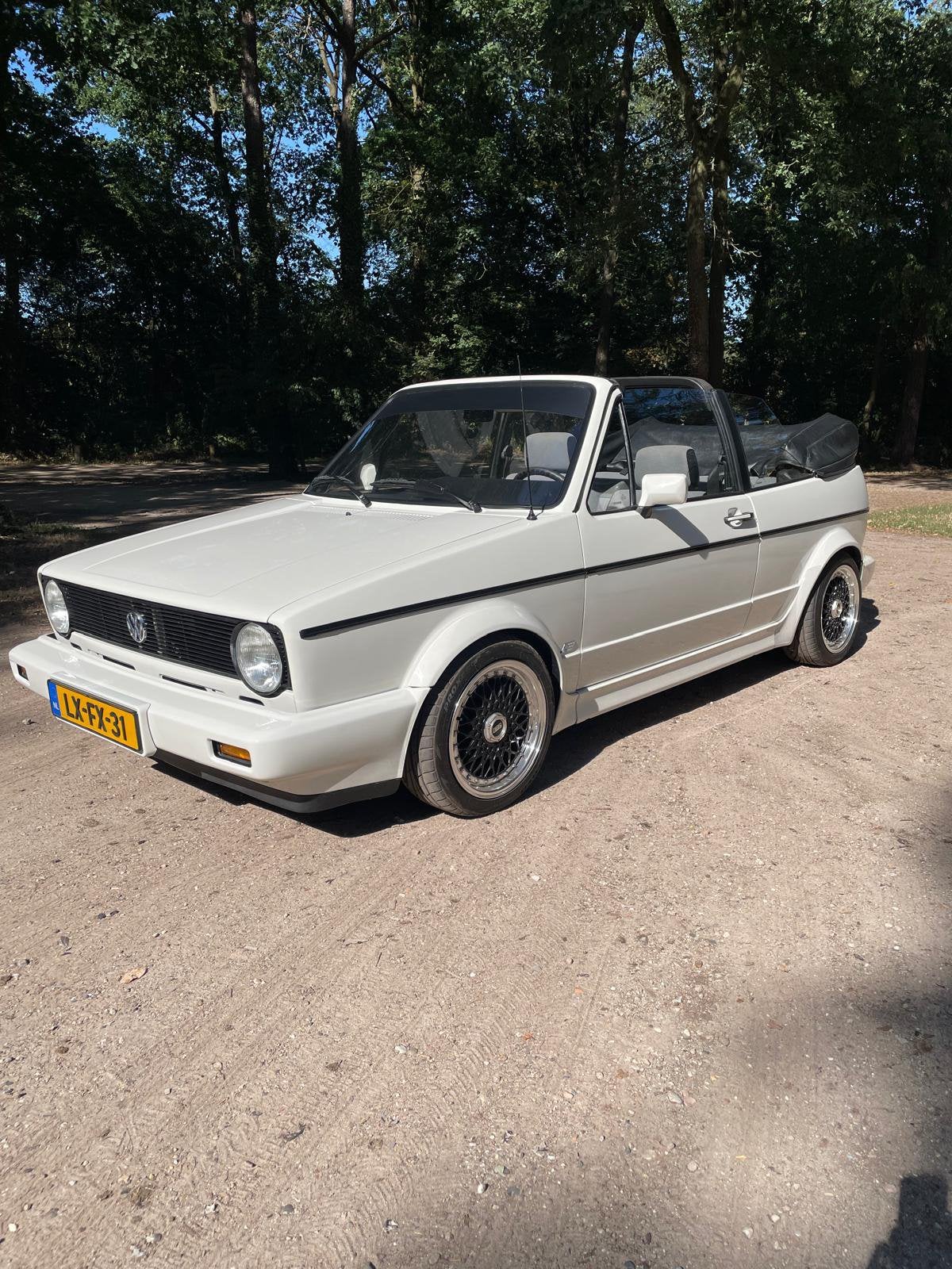 Volkswagen Golf 1.8 GLI Cabriolet 1984 Wit, Auto's, Voorwielaandrijving, 4 cilinders, Cabriolet, Wit