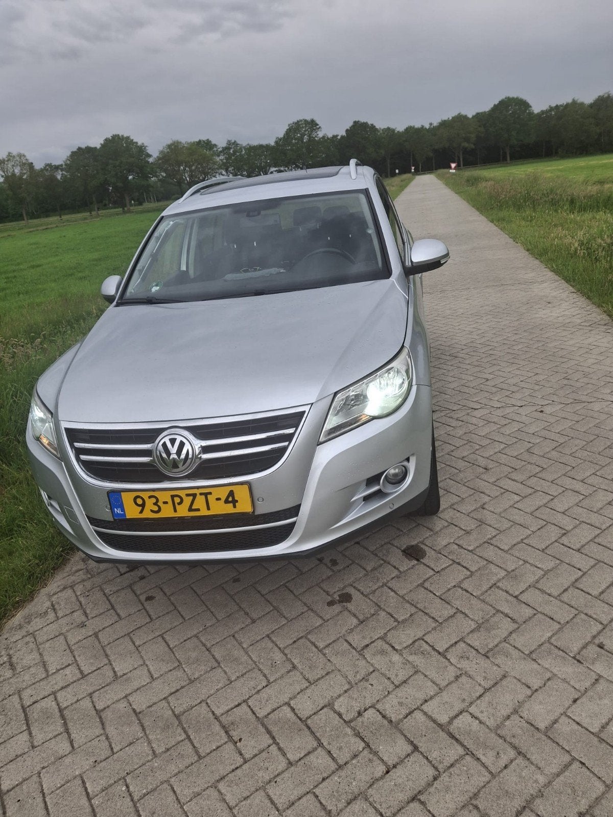 Volkswagen Tiguan gereviseerde motor 35000 km 1.4 TSI 110KW, Auto's, Voorwielaandrijving, 15 km/l, 1800 kg, 4 cilinders