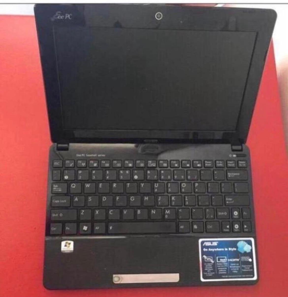ASUS Eee PC R051BX met hoes/originele doos handleiding, Computers en Software, Ophalen of Verzenden, Zo goed als nieuw, 11 inch