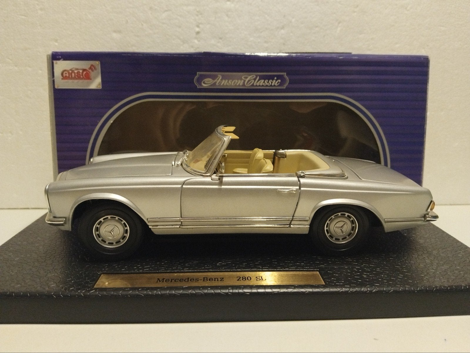 Mercedes Benz SL 280 cabriolet zilver 1968 Anson 1:18 KRD, Ophalen of Verzenden, Zo goed als nieuw, Auto, Anson