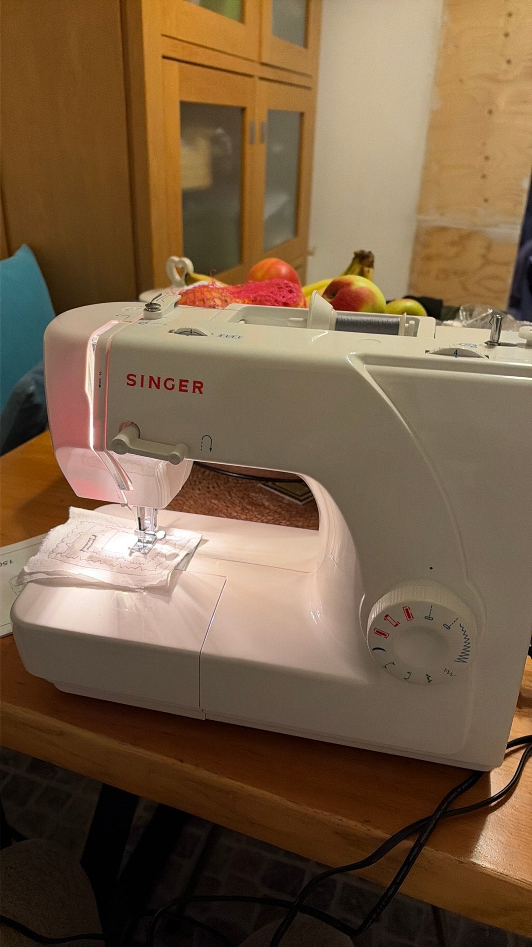 Singer naaimachine 1507, Hobby en Vrije tijd, Ophalen of Verzenden, Zo goed als nieuw, Naaimachine, Singer