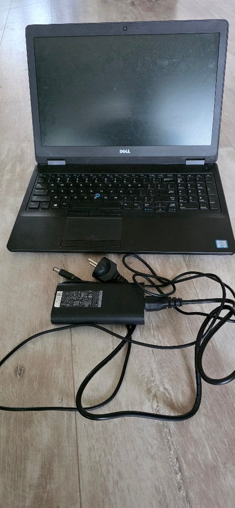 Dell Latitude E5570/16GBRAM/238GbSSD/Intel I5/2.3Ghz/15.6/LT, Computers en Software, Windows Laptops, Gebruikt, 2 tot 3 Ghz, Ophalen of Verzenden