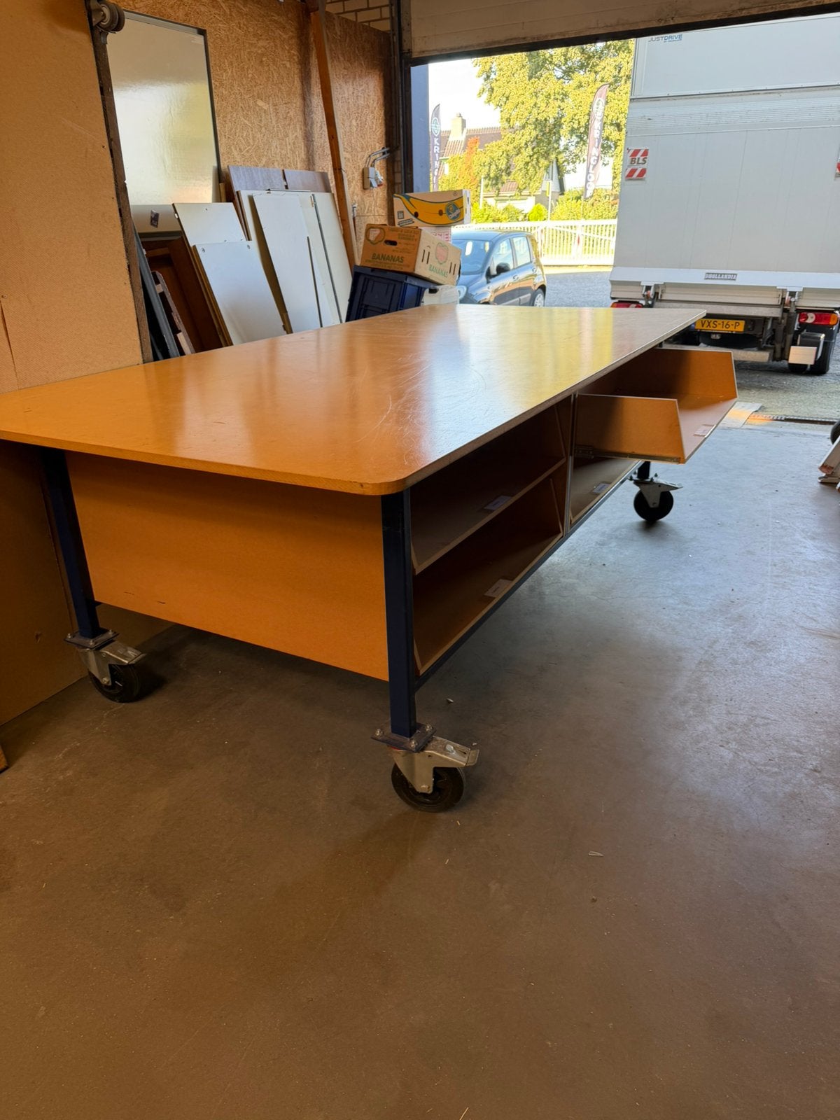 XXL Werktafel 305x153 cm – Verrijdbaar – Opbergruimte, Ophalen of Verzenden