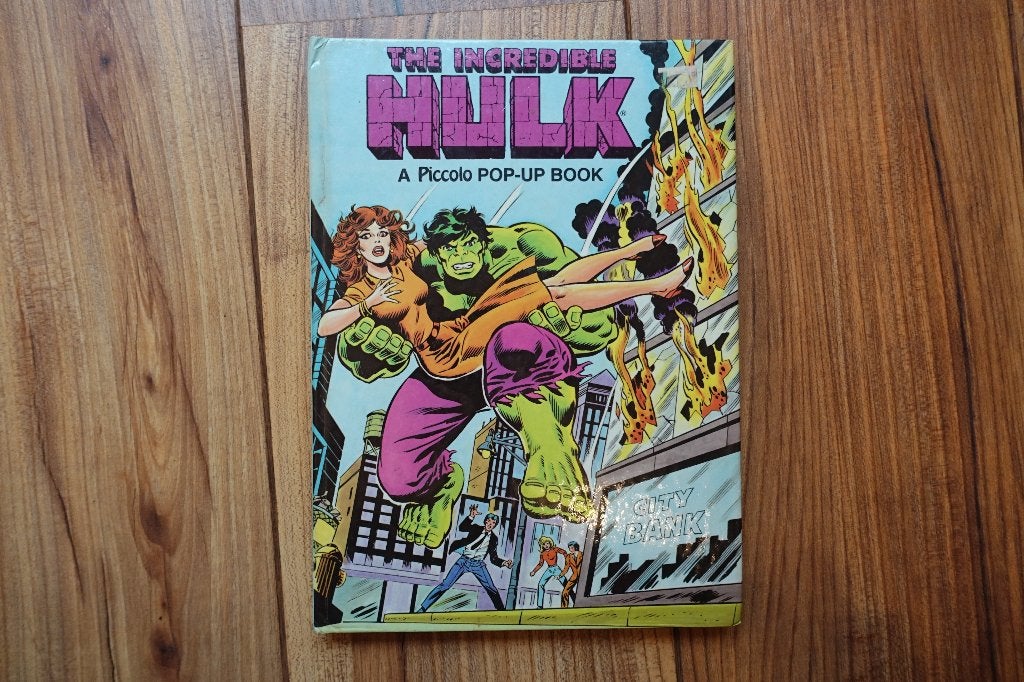 The Incredible HULK - a Piccolo Pop-Up Book, Boeken, Ophalen of Verzenden, Gelezen