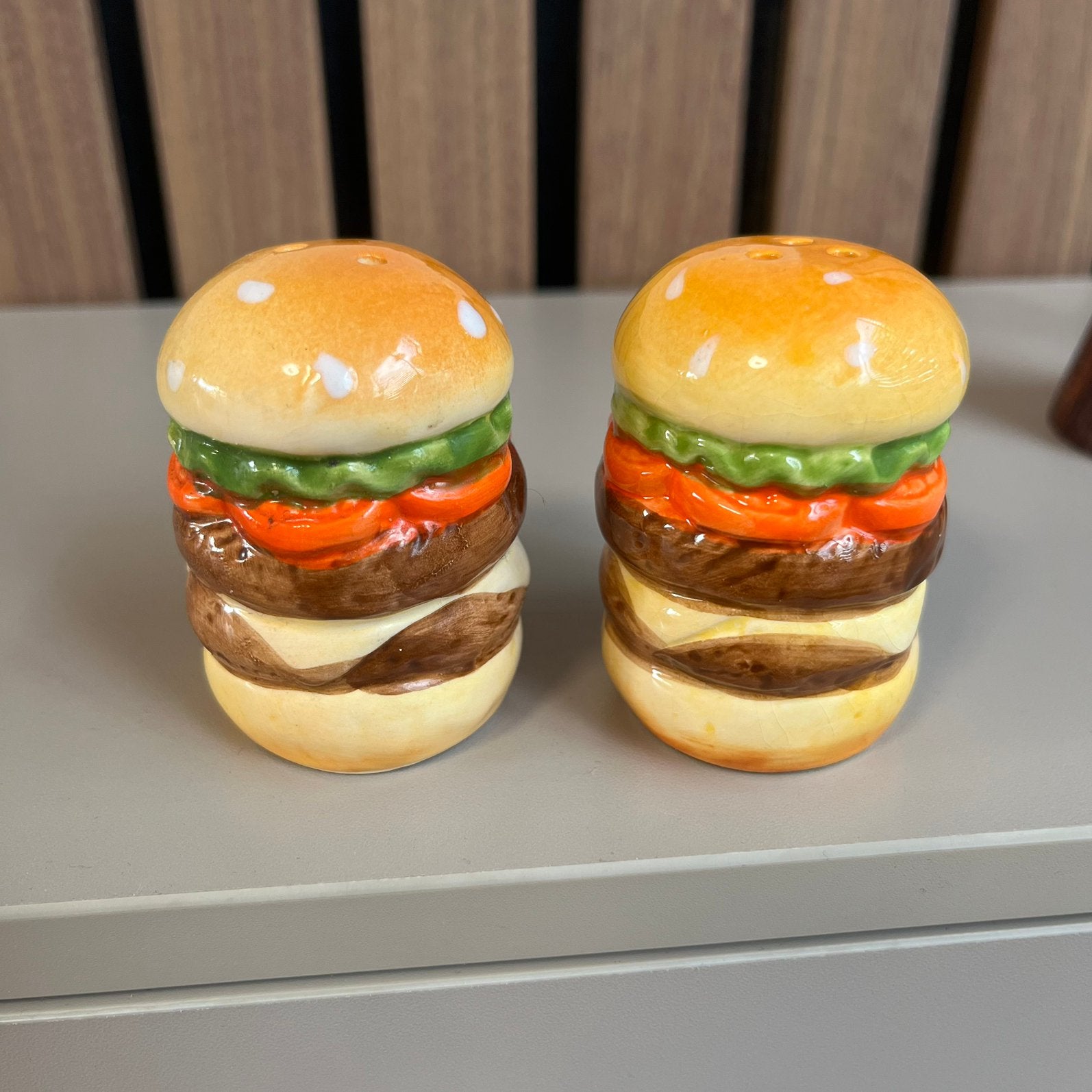 Vintage 1980 dubbele cheeseburger peper- en zoutstel, Ophalen of Verzenden