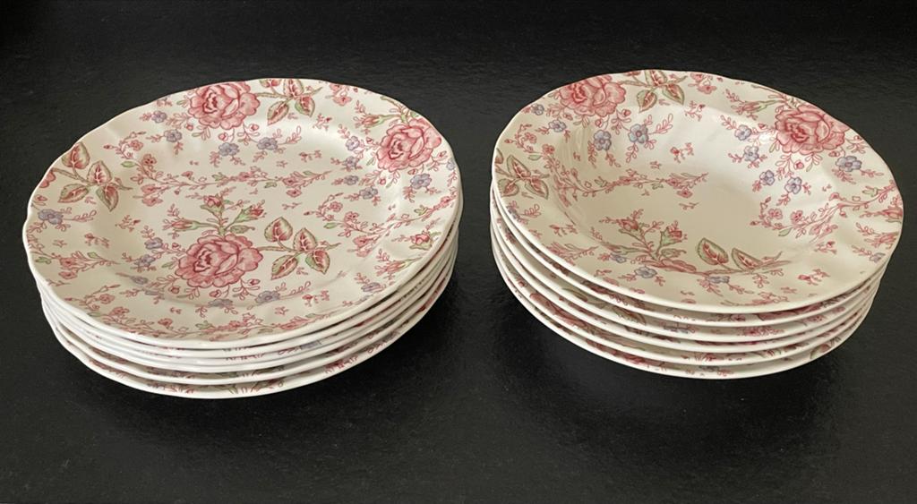 Johson Bros Rose Chintz 6 Diepe Borden 6 Platte Diner-Borden, Ophalen of Verzenden, Zo goed als nieuw, Bord(en), Overige stijlen