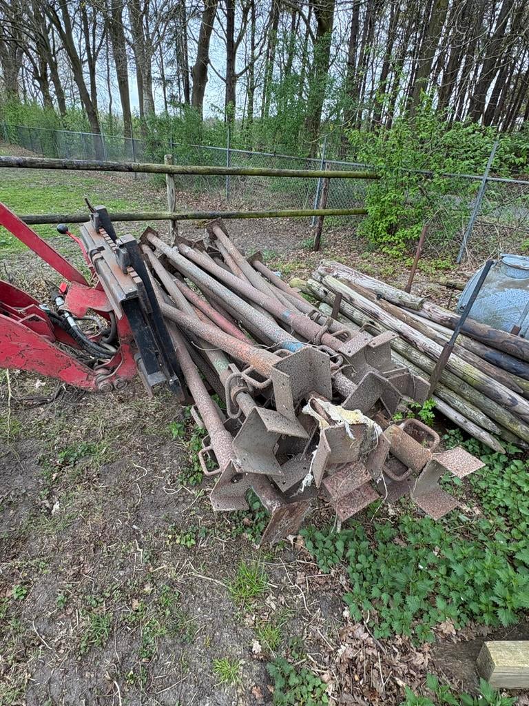 26 Bouwstempels - Uitschuifbaar tot 2,80m, Doe-het-zelf en Verbouw, Ophalen, Gebruikt, Overige typen, 2 tot 5 meter