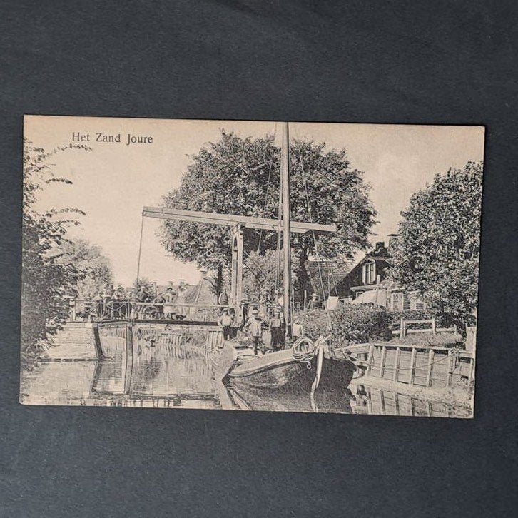 Joure Friesland Volk op een beurtschip op 't Zand 1910, Ophalen of Verzenden, Voor 1920, Ongelopen, Friesland