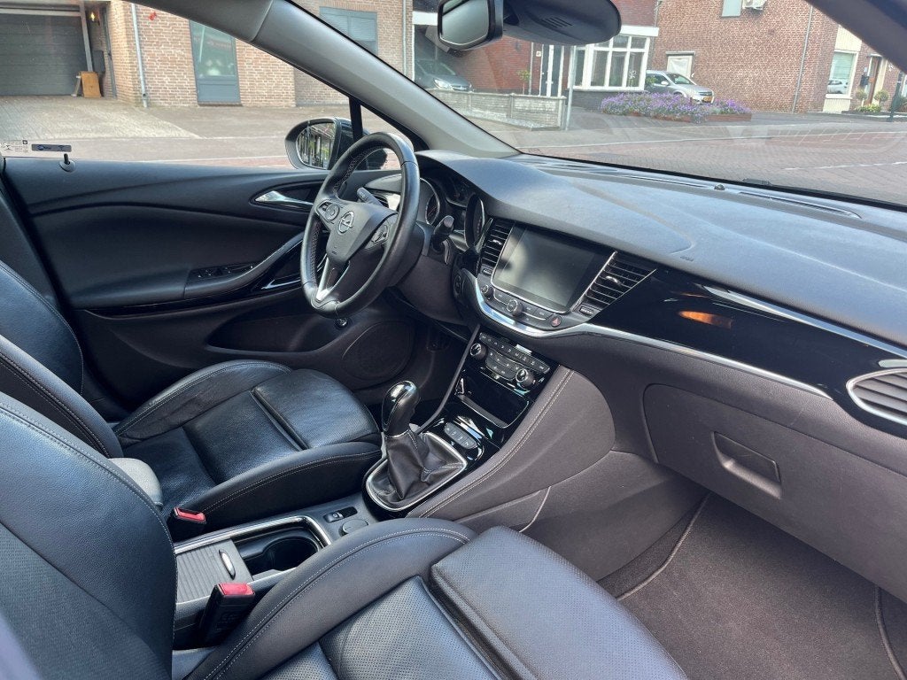 Opel ASTRA SPORTS TOURER 1.4 EDITION 150PK / LEDER / NAVI /, Voorwielaandrijving, Gebruikt, 4 cilinders, 150 pk