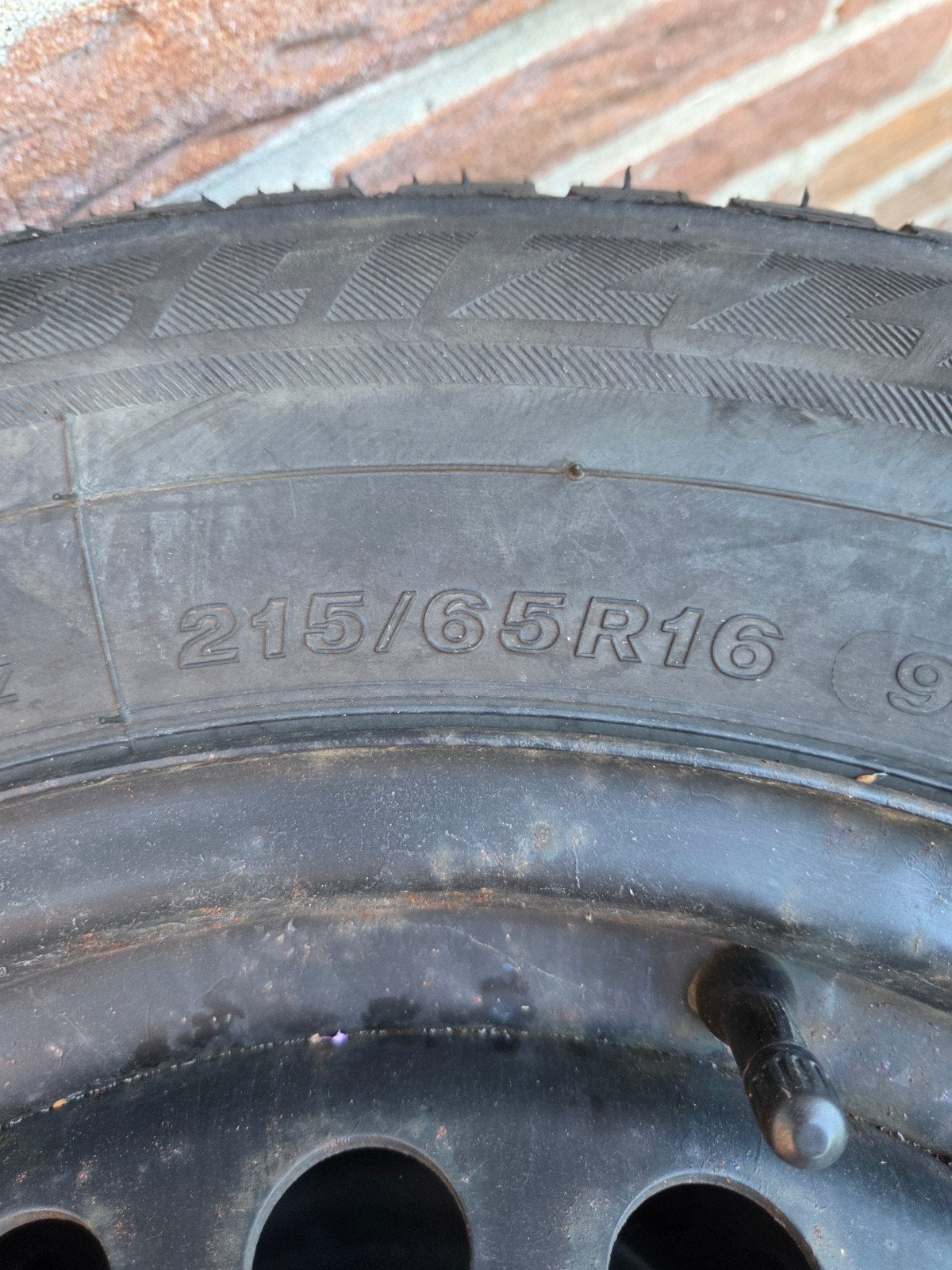 Bridgestone winterbanden, Ophalen