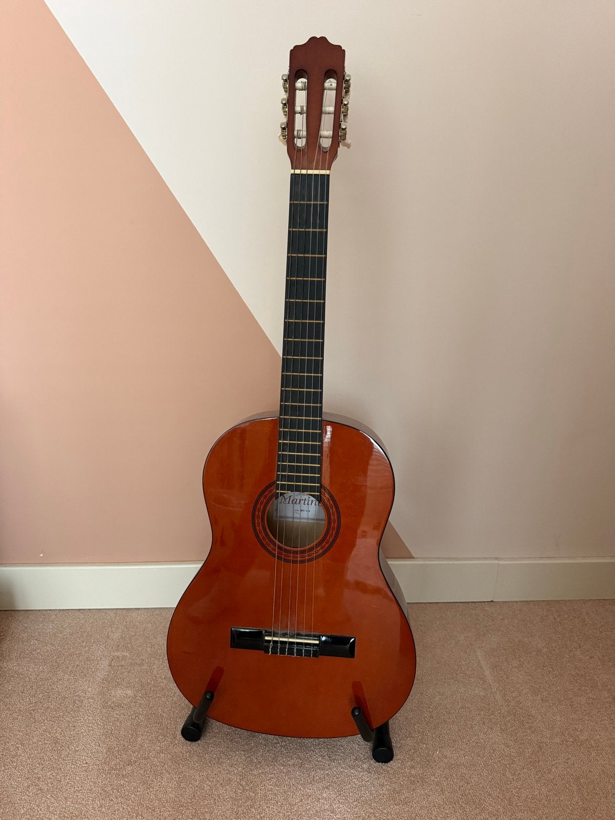 A.Martinez MTC-144 Klassieke Gitaar met standaard en tas, Muziek en Instrumenten, Ophalen, Zo goed als nieuw, Klassieke of Spaanse gitaar