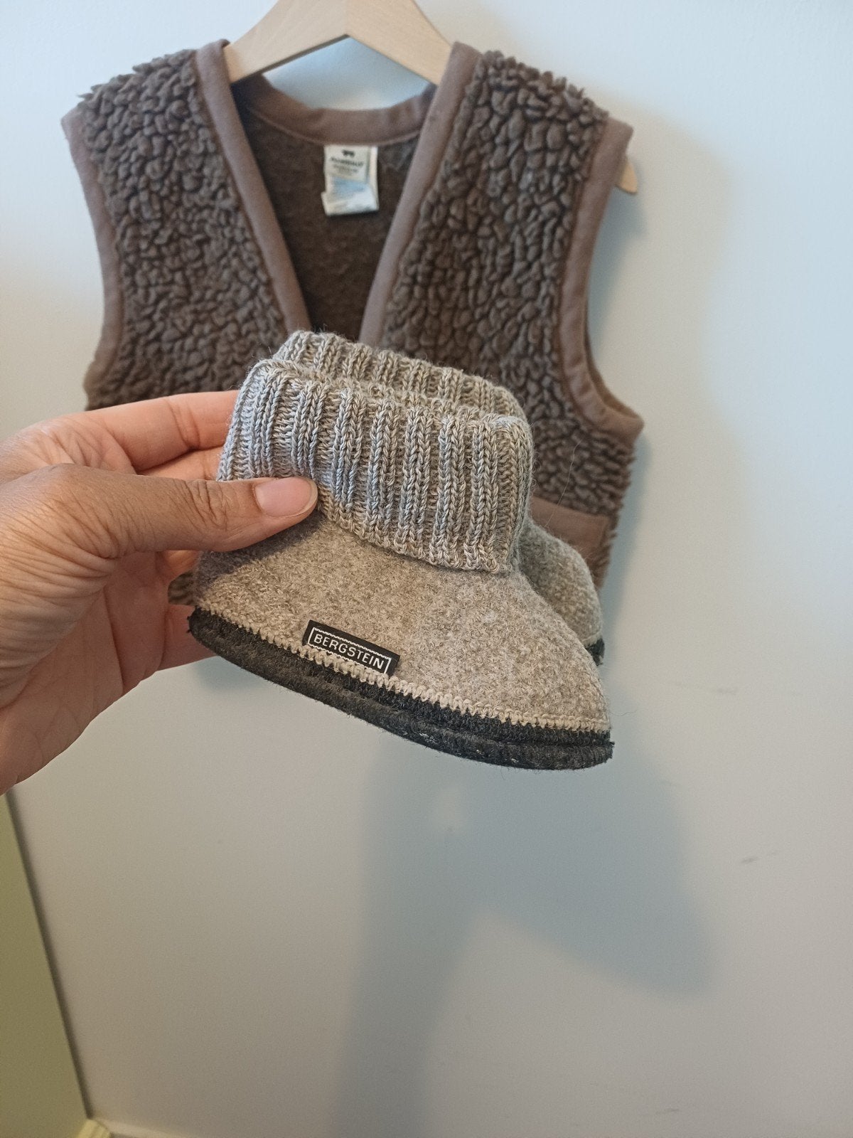 Bergstein sloffen wol beige 21, Ophalen, Zo goed als nieuw, Beige
