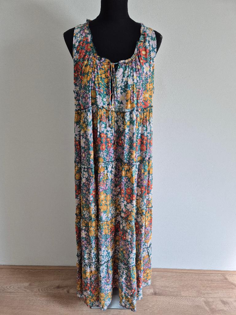 J506 - Fleurige Jaase maxi jurk maat M valt ruim (1), Kleding | Dames, Jurken, Ophalen of Verzenden, Zo goed als nieuw, Maat 38/40 (M)