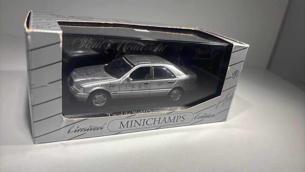 Mercedes c180 car of the world champion 1993 minichamps 1.43