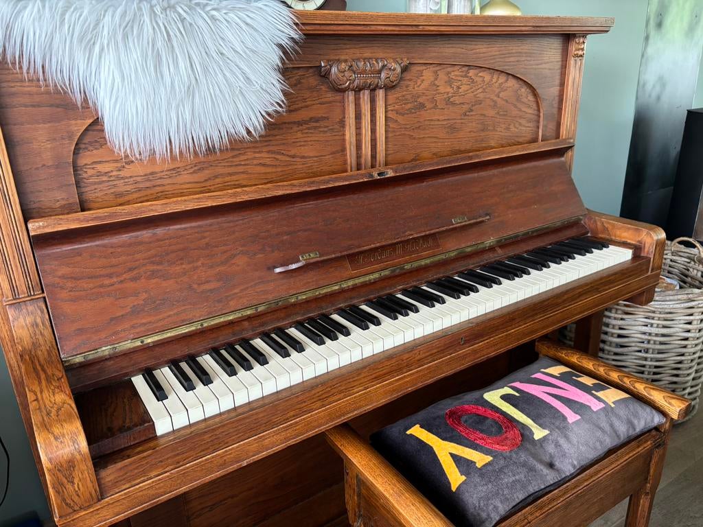 Charmante antieke H.Jordans piano, Ophalen, Gebruikt, Bruin, Piano