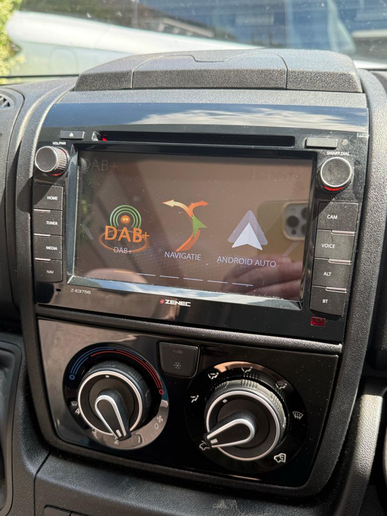 Zenec Z-E3756 Dubbeldin Camperradio met DAB+ en Navigatie, Verzenden, Zo goed als nieuw