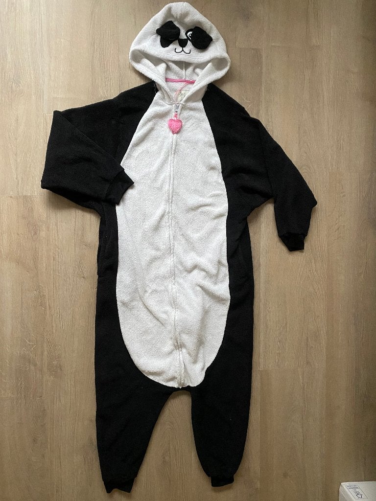 Panda Onesie | zwart, wit | fleece | baggy | maat S (M), Meerkleurig, Ophalen of Verzenden, Zo goed als nieuw, Love to Lounge