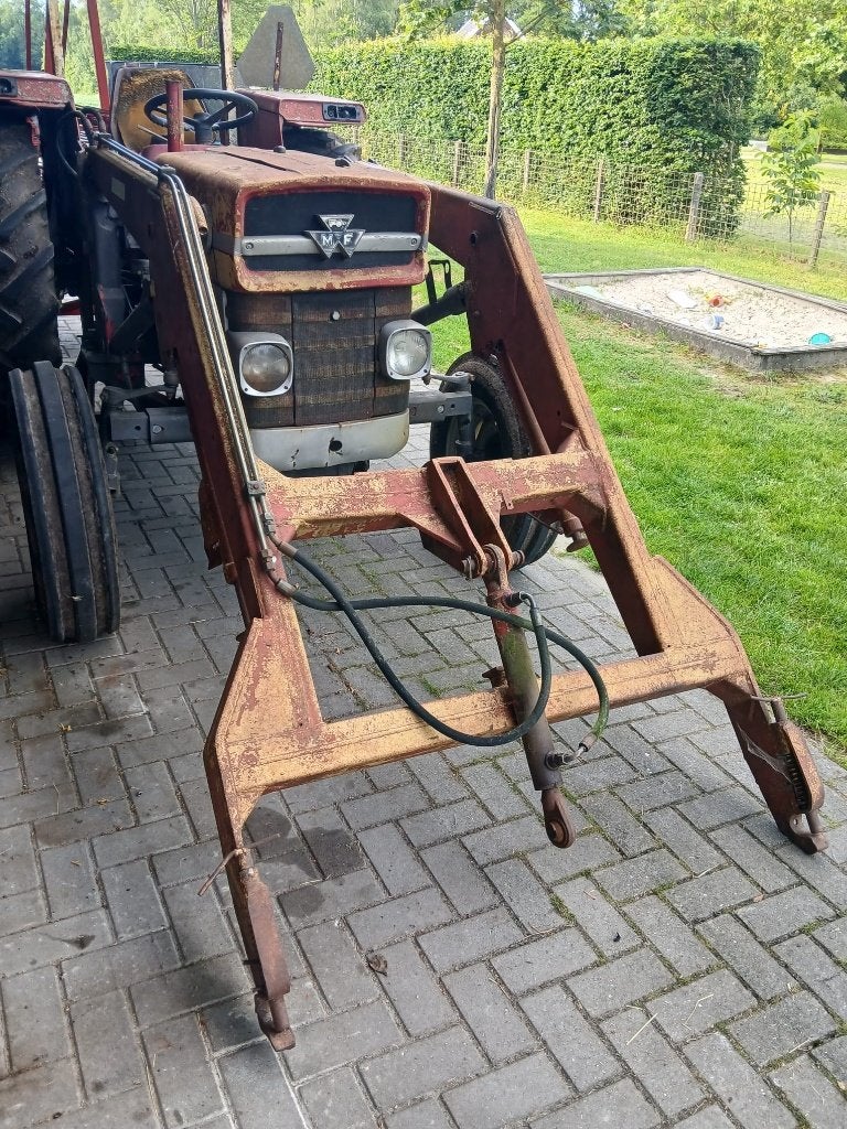 MF 135  Onderdelen / Voorlader, Ophalen, Oldtimer, Tot 80 Pk, 5000 tot 7500