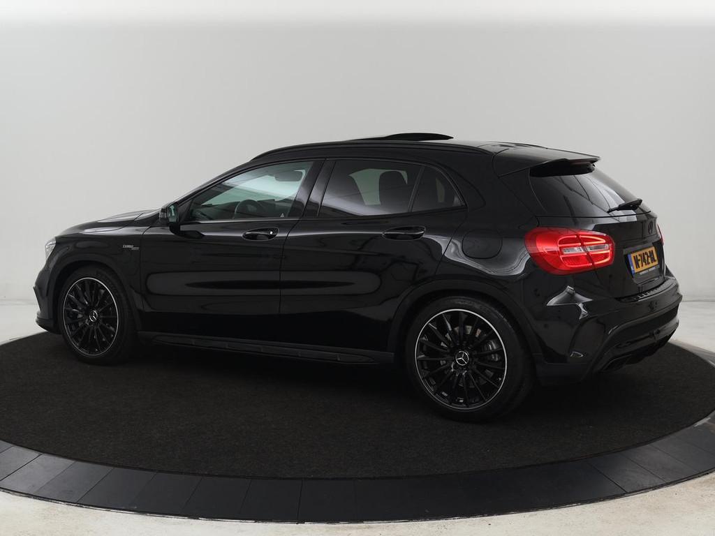Mercedes-Benz GLA-klasse AMG 45 4MATIC Premium | Panoramadak, Auto's, Automaat, Gebruikt, Euro 6, 4 cilinders