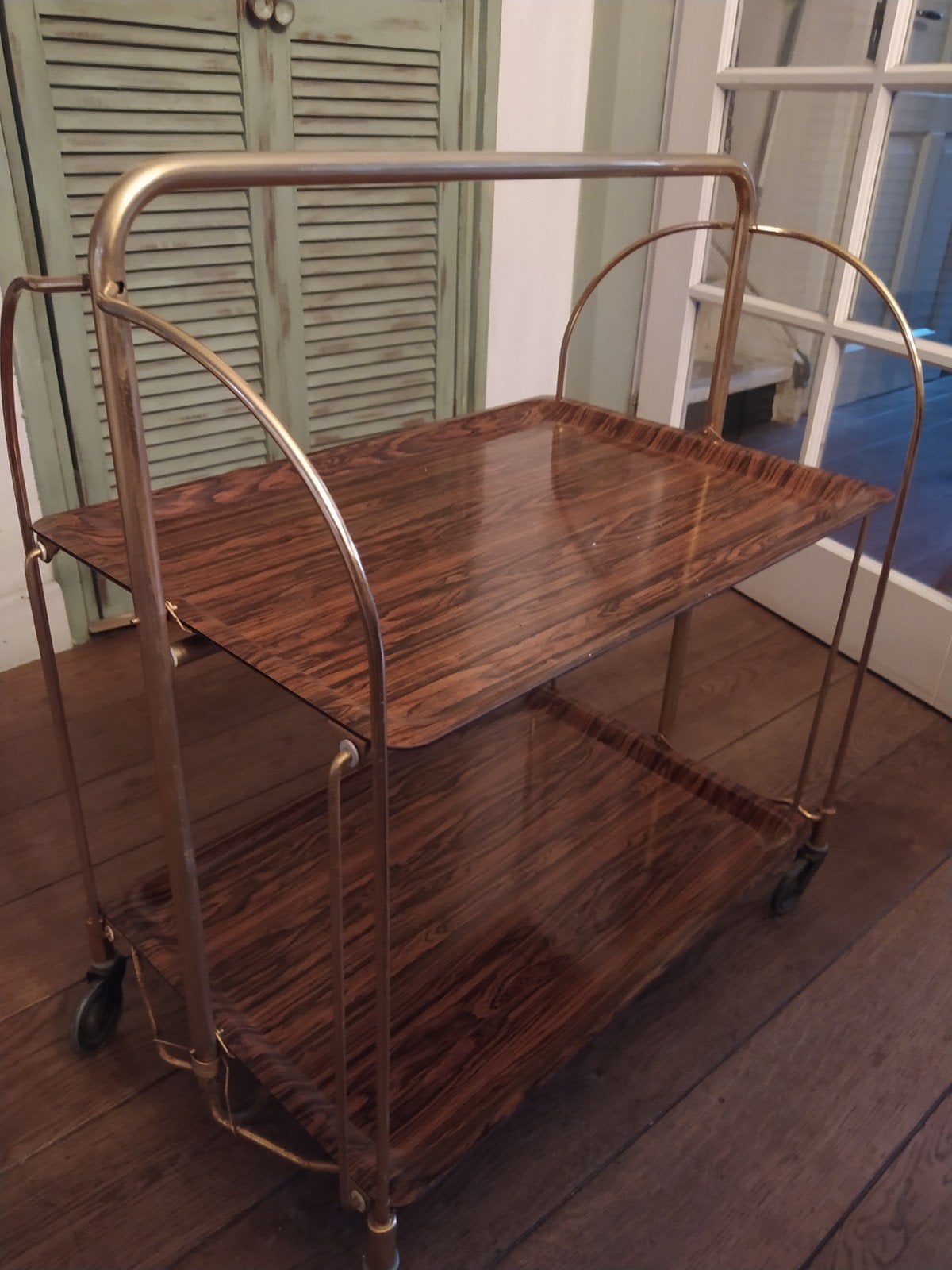 Vintage serveerwagen met twee niveaus, Antiek en Kunst, Ophalen