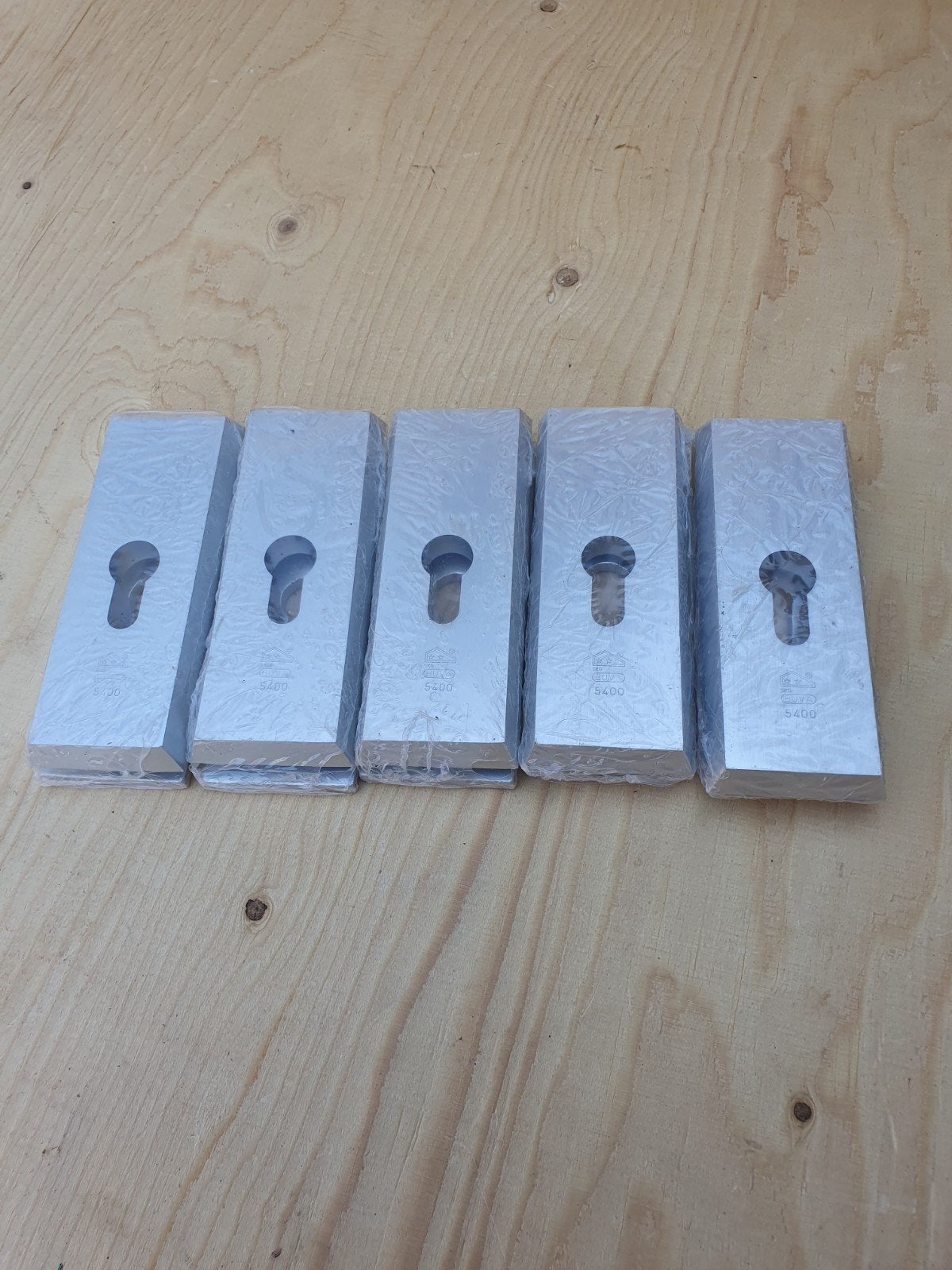 Nieuwe SKG BUVA 5400 veiligheidsbeslag (5 stuks), Ophalen of Verzenden, Nieuw, Slot