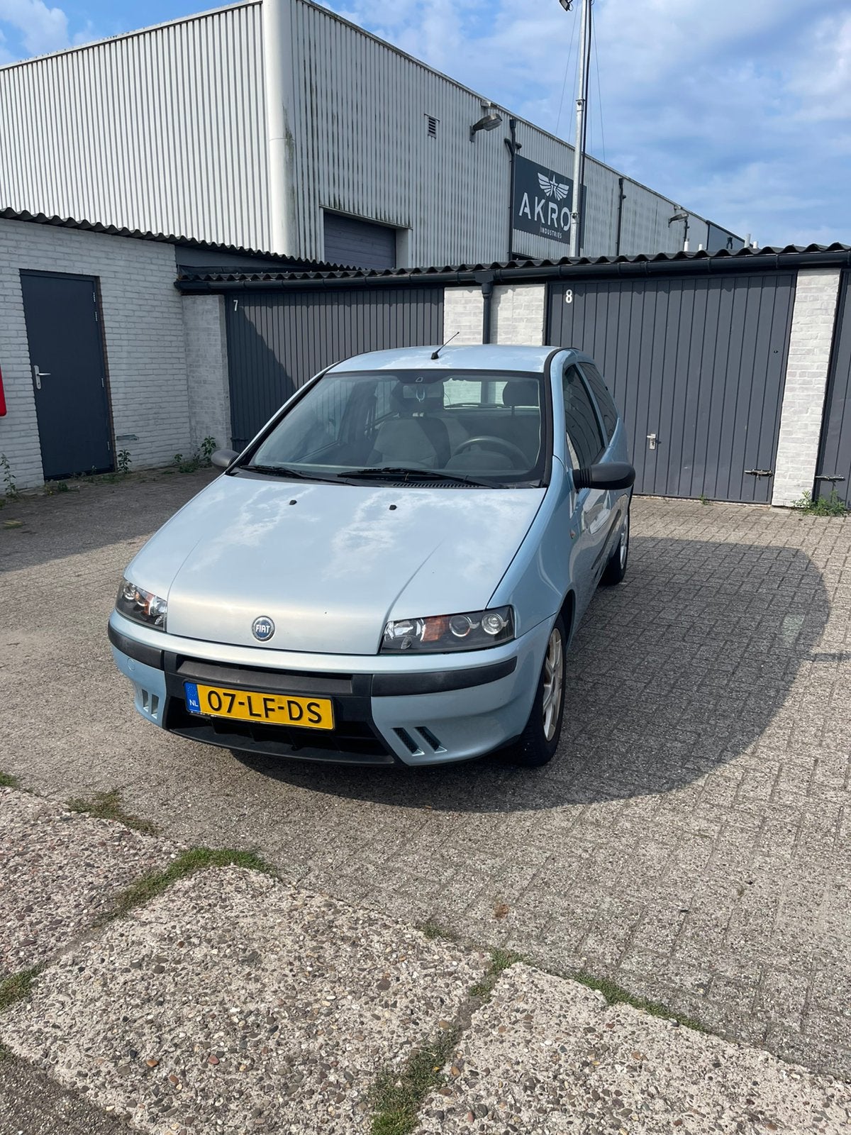 Fiat Punto 1.2 3DR 2002 Blauw apk nieuw rijd 100%, Auto's, Voorwielaandrijving, 1242 cc, 4 cilinders, Origineel Nederlands