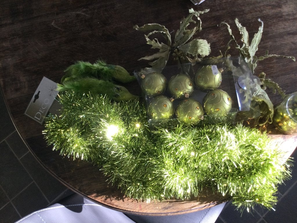 Kerstballen, vogels, bloemen, slingers groen, Diversen, Ophalen of Verzenden, Zo goed als nieuw