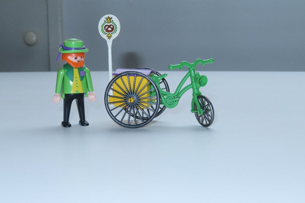 Playmobil vintage victoriaanse pretzel verkoper (5506), Gebruikt, Complete set, Ophalen of Verzenden, Figuren