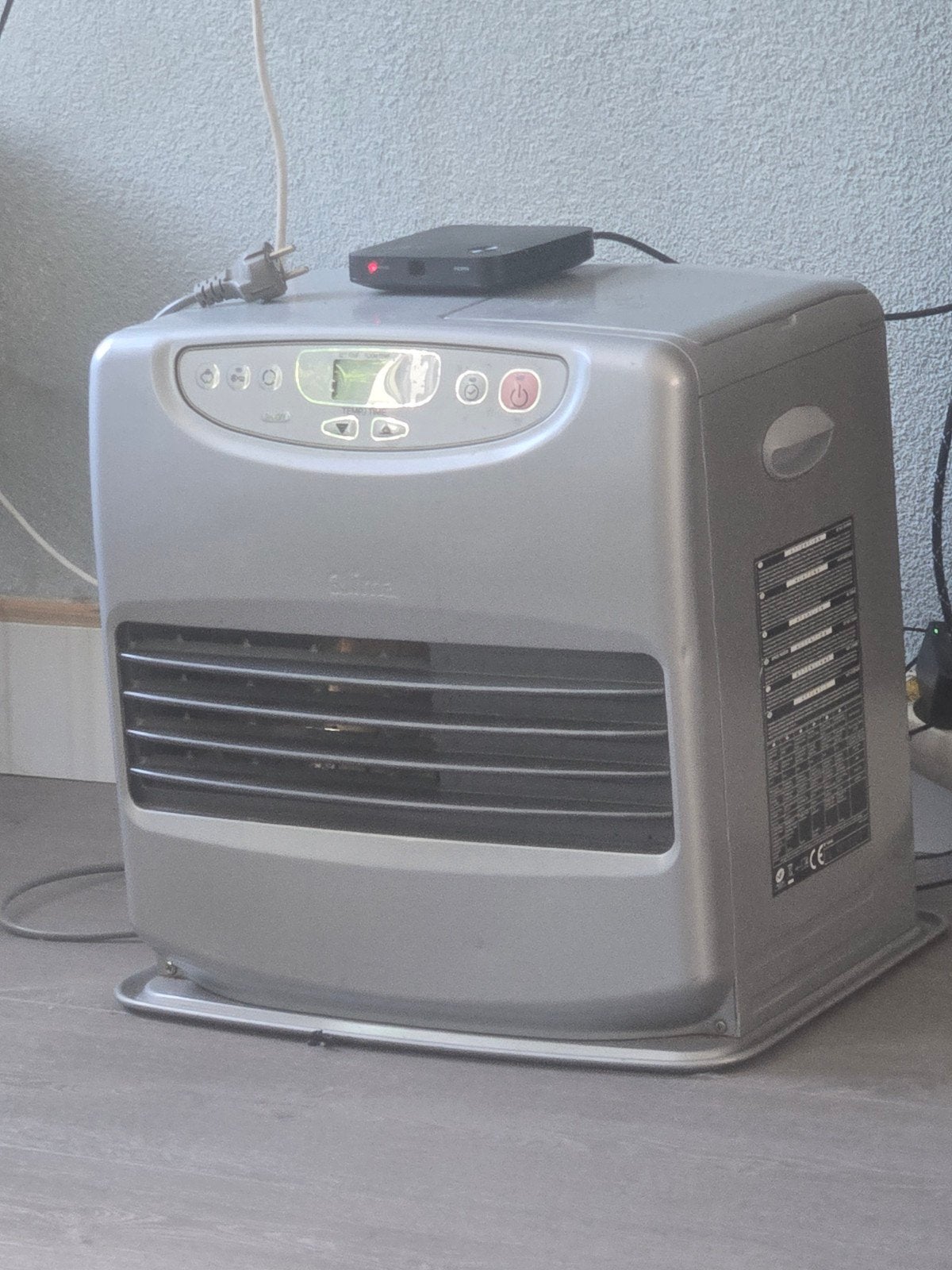 Mooie petroleum kachel 4 kw, 30 tot 80 cm, Gebruikt, Kachel, Minder dan 60 cm