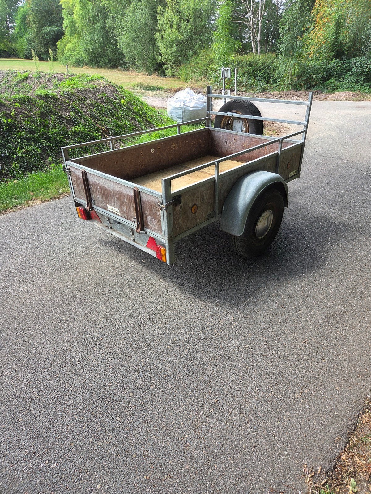 1 assige aanhangwagen, Ophalen