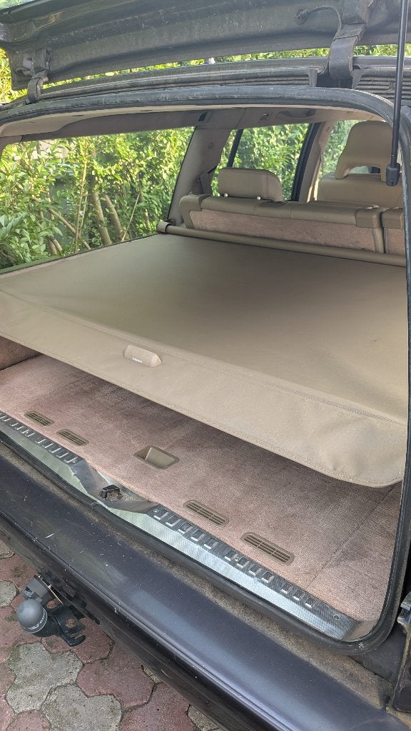 Volvo 740 / 940 / 960 estate rolhoes (Tan / Beige), Auto-onderdelen, Interieur en Bekleding, Ophalen, Gebruikt, Volvo