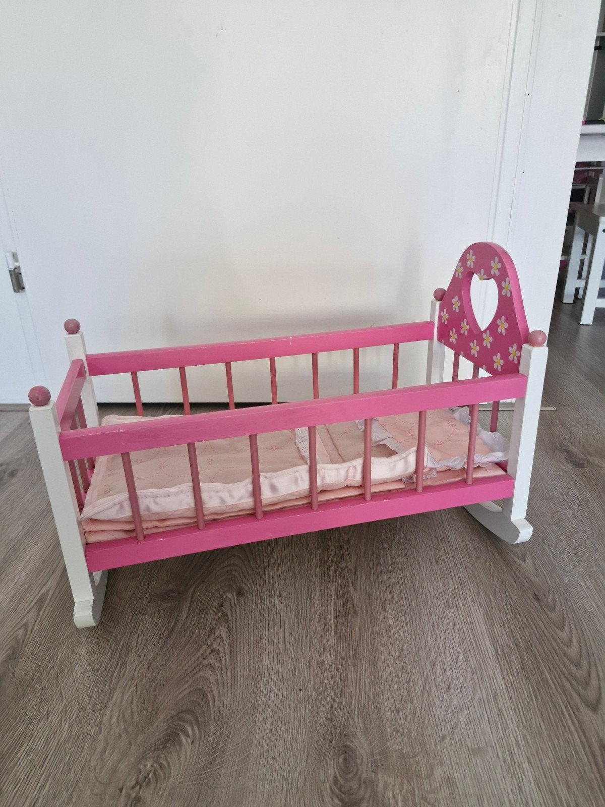 Roze poppenwiegje, Ophalen, Gebruikt, Babypop