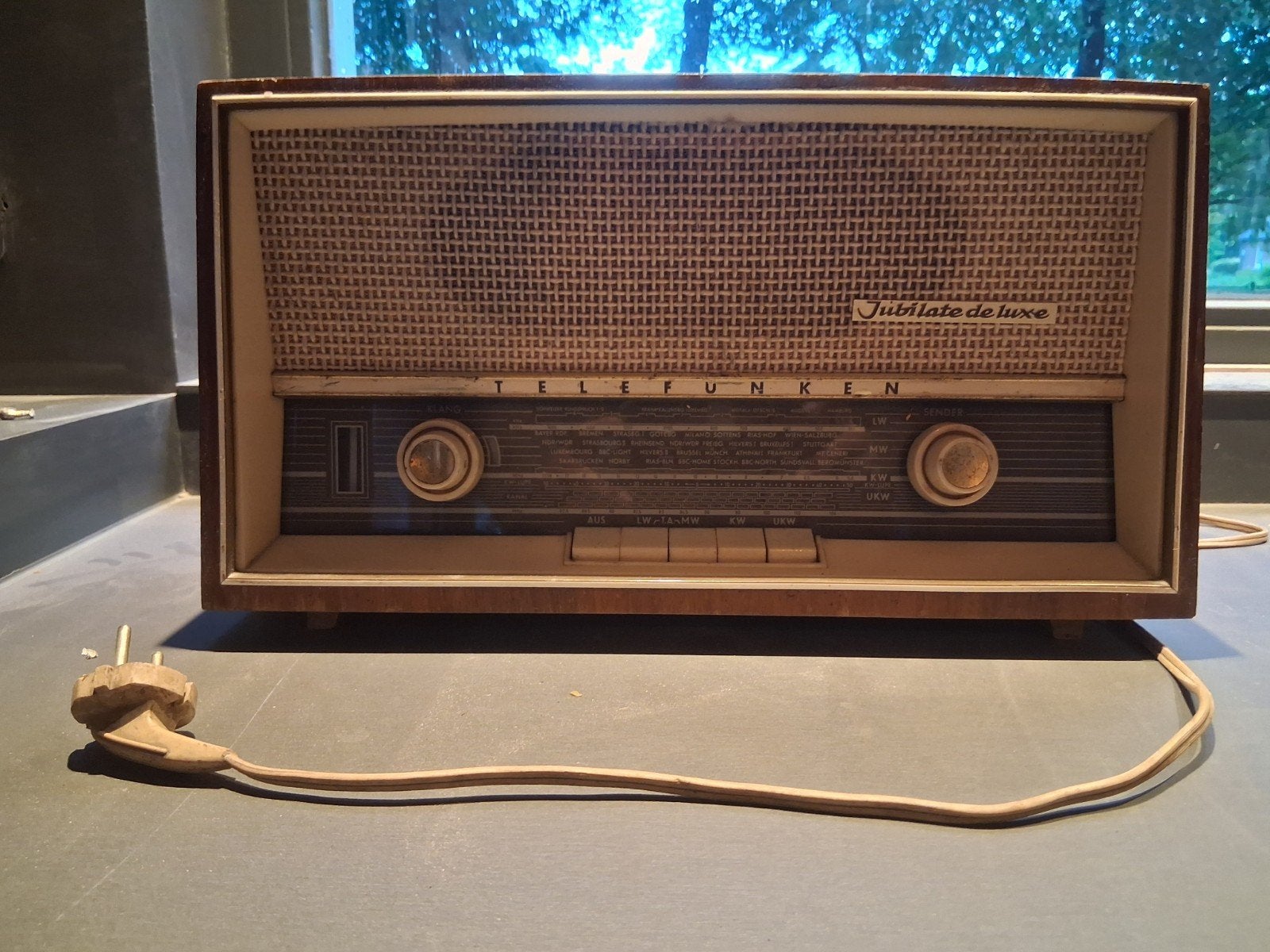 Buizen radio telefunken jubilate de Luxe 1361, Ophalen