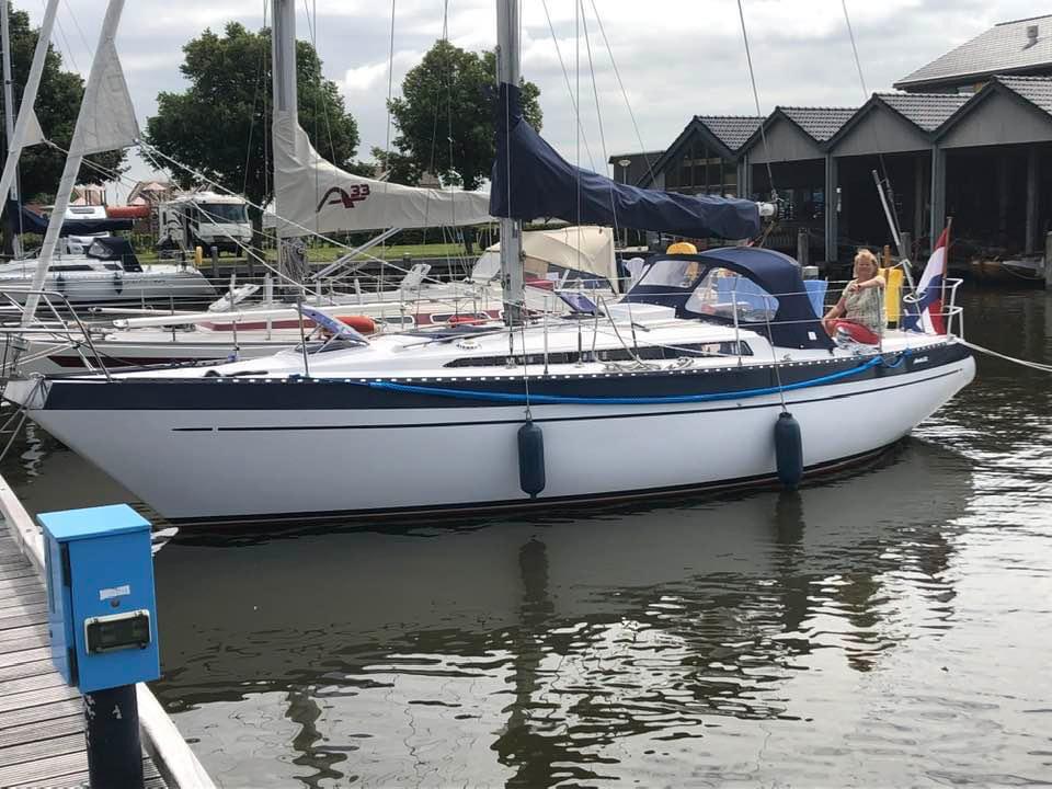 Te koop goed onderhouden zeiljacht. Type: Jouët 32, Watersport en Boten, 10 m, Overige merken, Gebruikt, Binnenboordmotor
