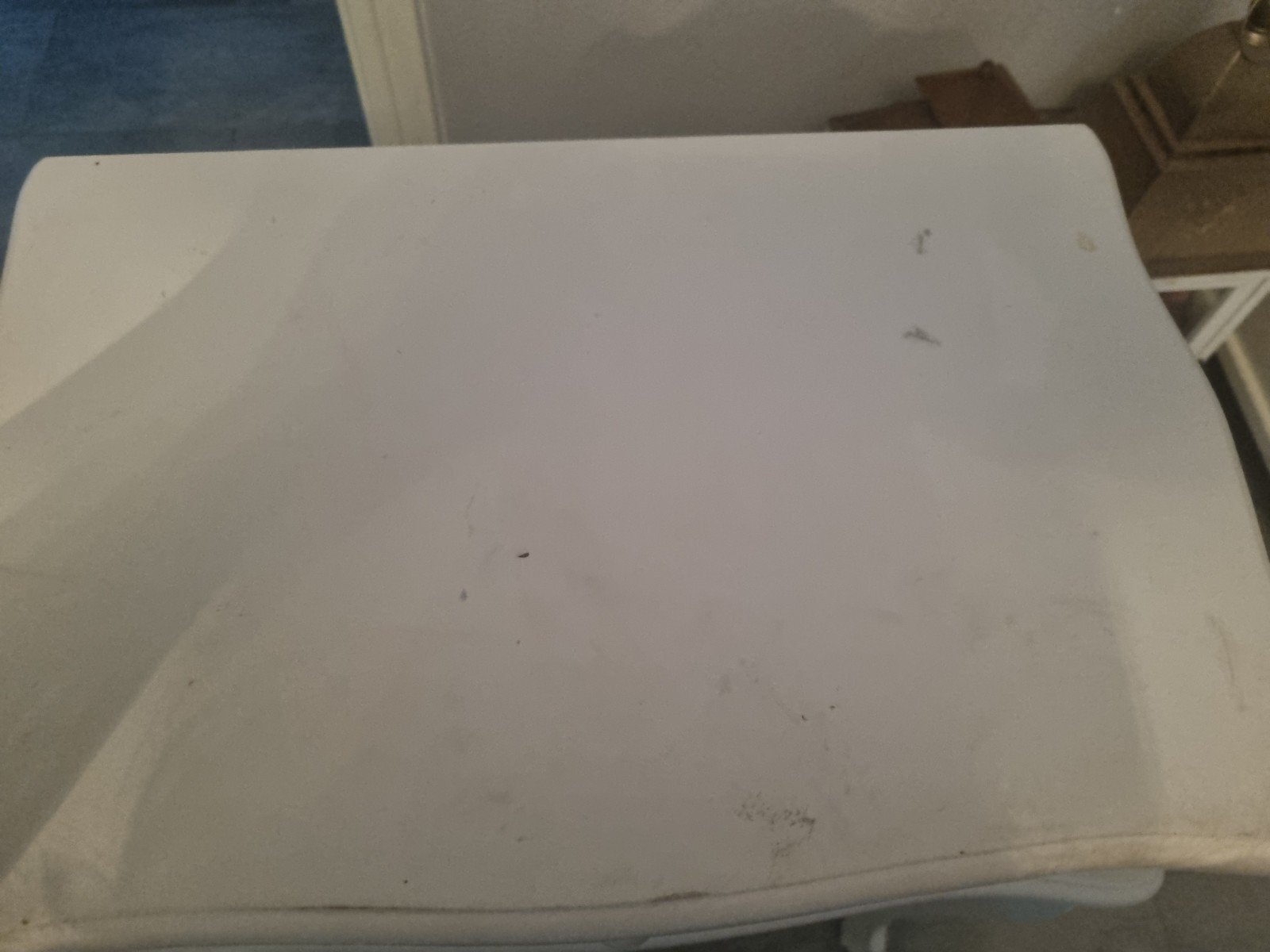 Barok nachtkastje/bijzettafel - Opknapper, Ophalen