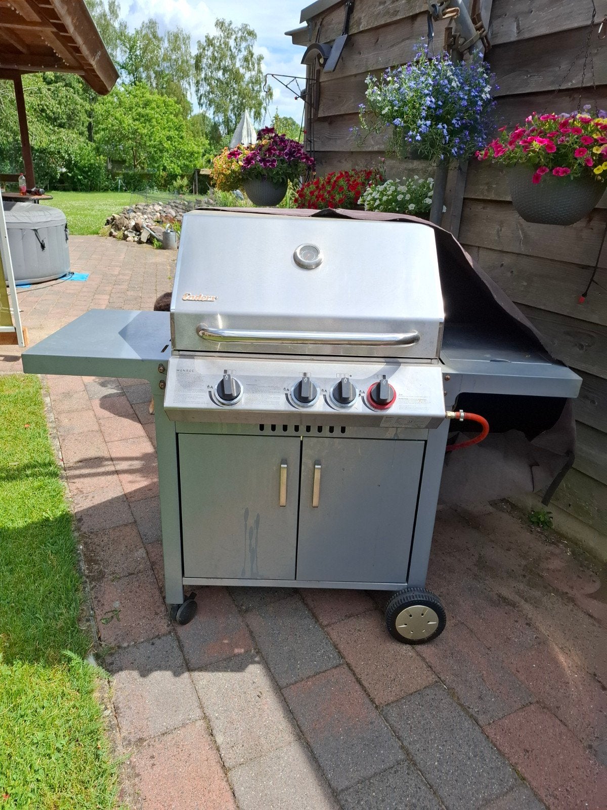 Enders Monroe Gasbarbecue met zijbrander, Ophalen, Gebruikt, Enders